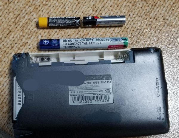 Вы когда-нибудь видели такую длинную батарейку?