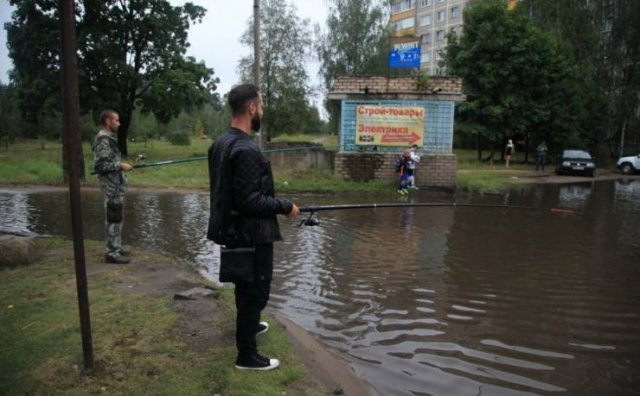 Рыбалка во дворе