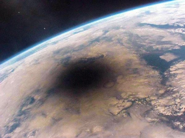 Солнечное затмение глазами космонавтов с МКС Солнечное затмение глазами космонавтов с МКС