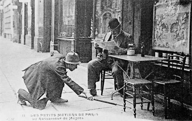 Собиратель окурков. Париж 1905 год.