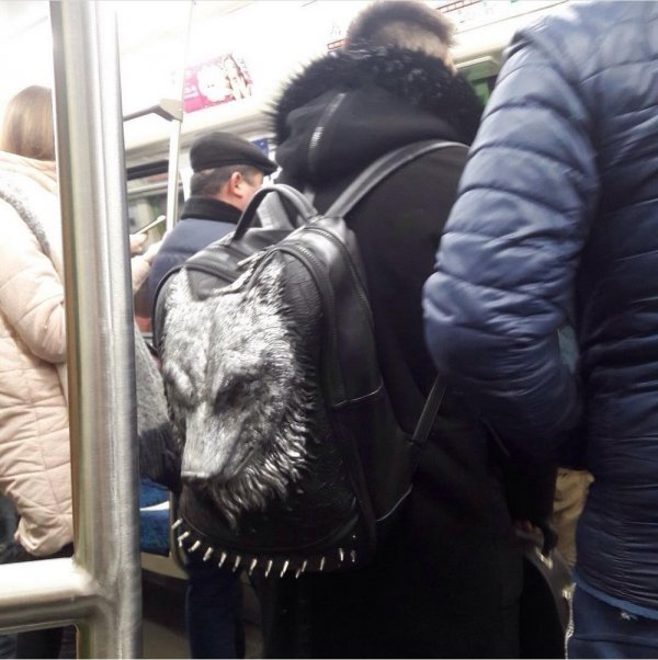 рюкзак с волком