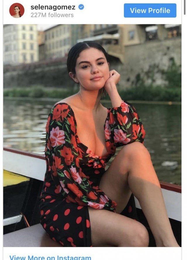 Молодежную певицу Селену Гомес называют &quot;королевой Instagram&quot;. Она имеет более 227 миллионов подписчиков - а также одно из самых залайканных фото, сделанных во Флоренции: больше 14,3 миллионов лайков.