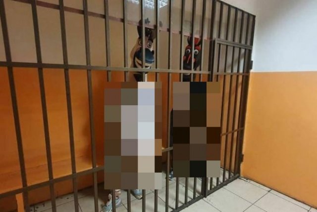 Нелепые задержанные: в Адлере задержали наглых преступников, заставлявших туристов с ними фотографир