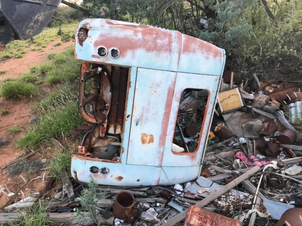Механик из Австралии купил старый фургон за пару ящиков пива и превратил его в крутой дом на колесах