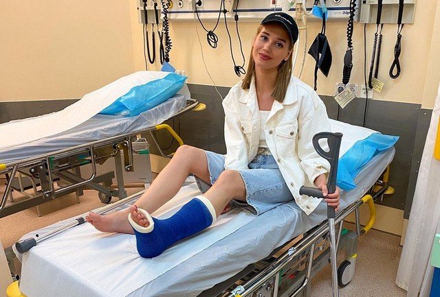 Кристина Асмус рассказала, как повредила ногу