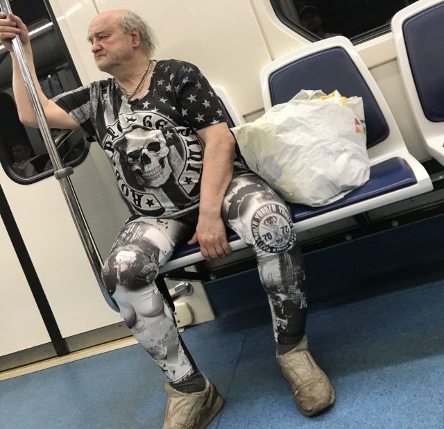 Модники и чудаки из метро
