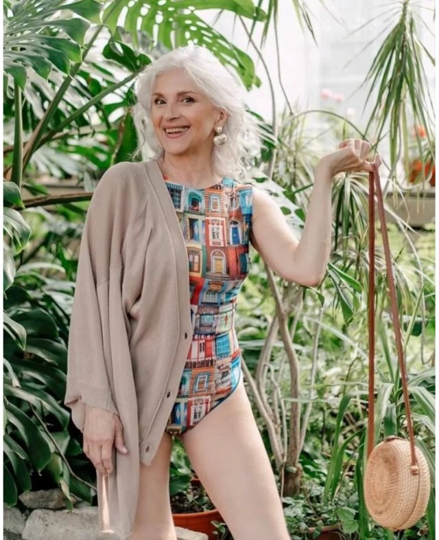 Русский Playboy опубликовал фотографии 60-летней модели Татьяны Неклюдовой