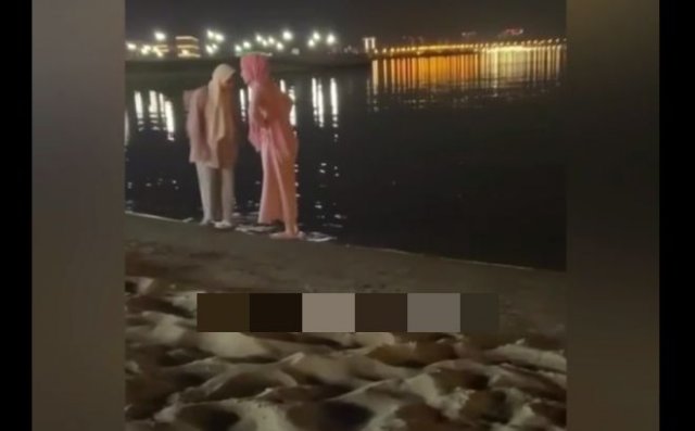 В Казани выпившие женщины набросились на девушек из-за того, что те ходили по пляжу босиком