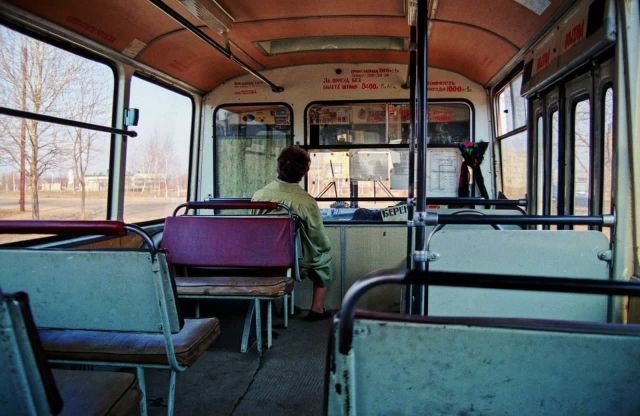 Салон автобуса ЛиАЗ-677, который в девяностые ездил практически в каждом городе