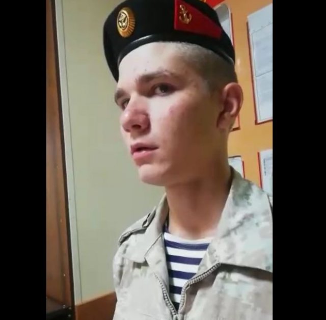 19-летний солдат не умеет определять время по стрелкам