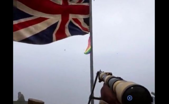 Флаг ЛГБТ и BLM в игре про Первую Мировую войну