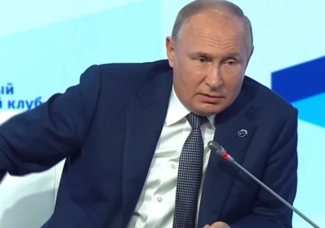 Владимир Путин рассказал о европейцах, которые едут в Россию за вакциной &quot;Спутник V&quot;