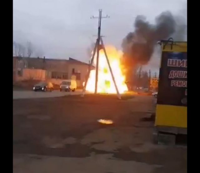 Эпичный взрыв: в Ульяновске взорвался УАЗ &quot;Буханка&quot;