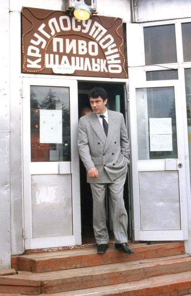 Борис Немцов в Магадане 1997 год.