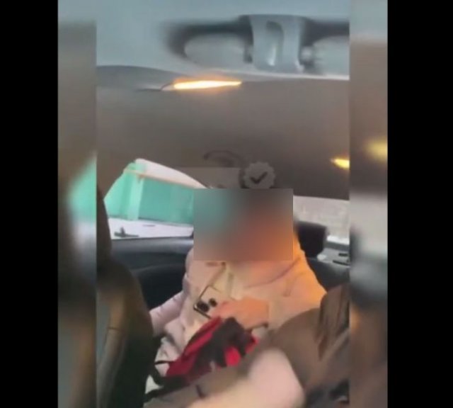 Женщина напала на таксиста, который отказался везти ребенка без детского кресла
