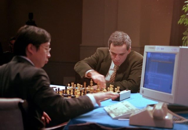 Шахматный матч Гарри Каспарова против компьютера Deep Blue, 1996 год.