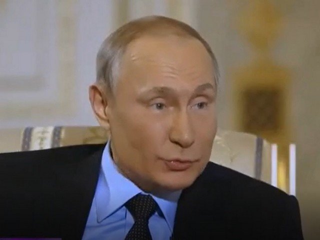 Владимир Путин рассказал, как в 90-е работал таксистом