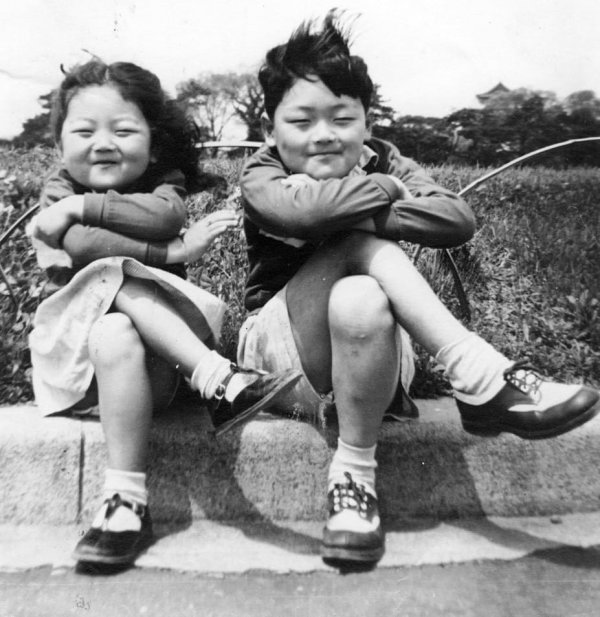 Детская фотография моего папы и его сестры в Японии, в конце 40-х