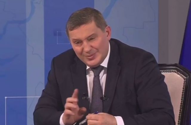 Губернатор Волгоградской области Андрей Бочаров перешел на мат в прямом эфире