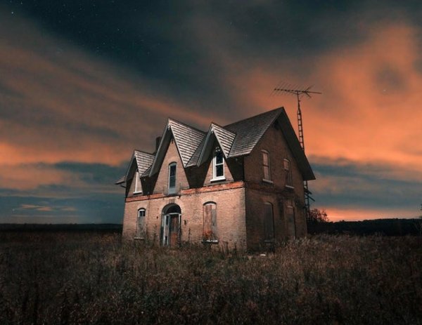 Заброшенный фермерский дом. Онтарио, Канада