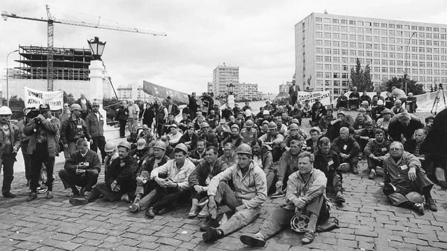 Забастовки шахтёров СССР, начавшиеся 11 июля 1989 года, стали первыми открытыми массовыми забастовками в стране.