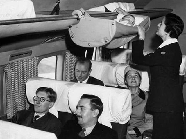 Вот как раньше дети летали в самолетах. США. 1950-е