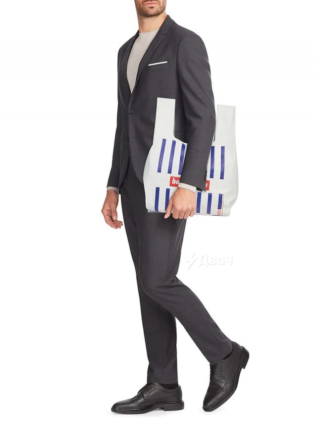 Известный бренд представил сумку для покупок с &quot;гениальным&quot; дизайном - и стоит она 1 350 долларов