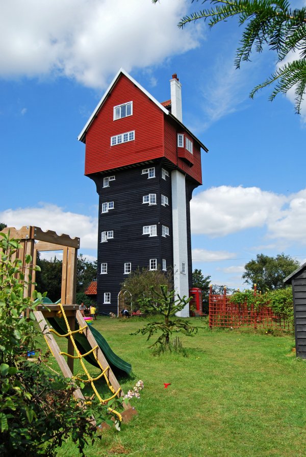 Водонапорная башня «Дом в облаках», Великобритания
