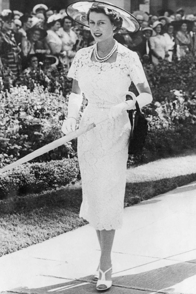 Архивные фотографии Елизаветы II, которая отметила 70-летие на престоле