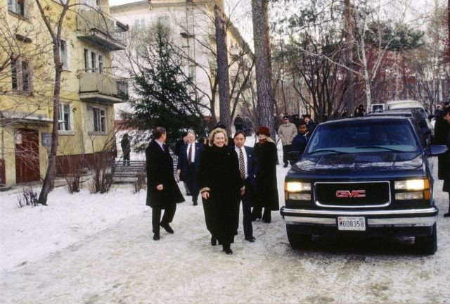 Первая леди США Хиллари Клинтон в Новосибирске, 1997 год.