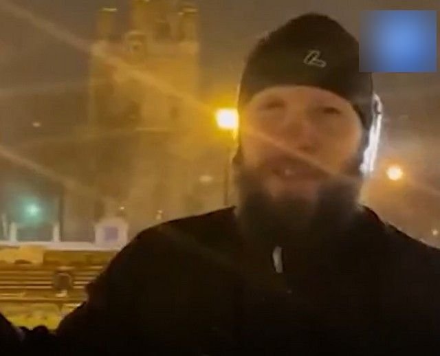 Православный священник на лыжах из Свердловской области стал звездой соцсетей