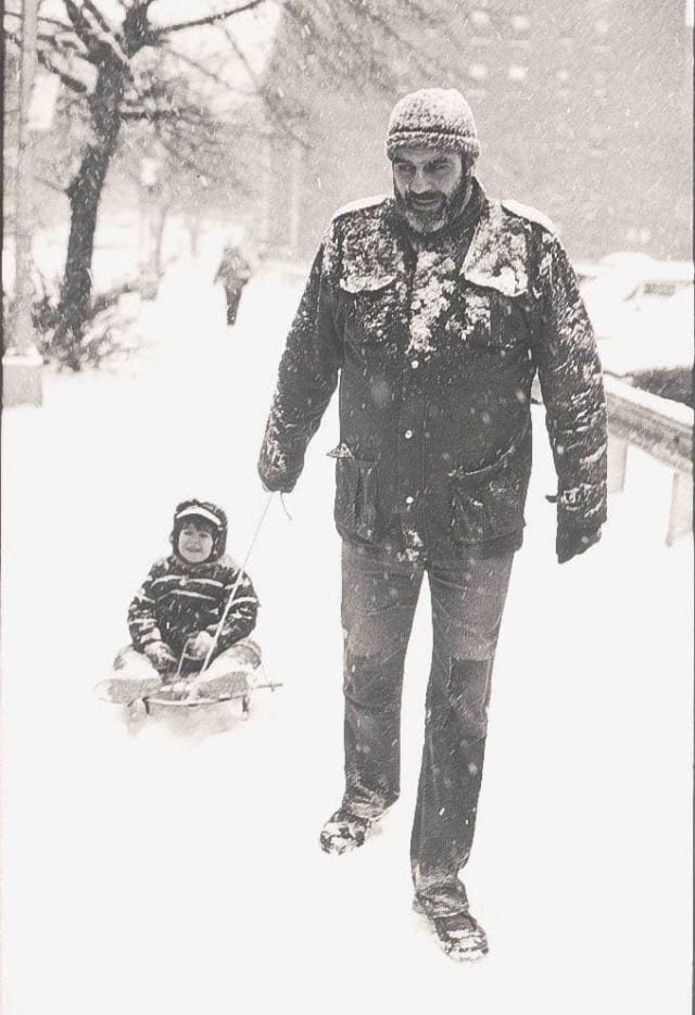 Сергей Довлатов с сыном Николасом, Нью-Йорк, 1984 год.