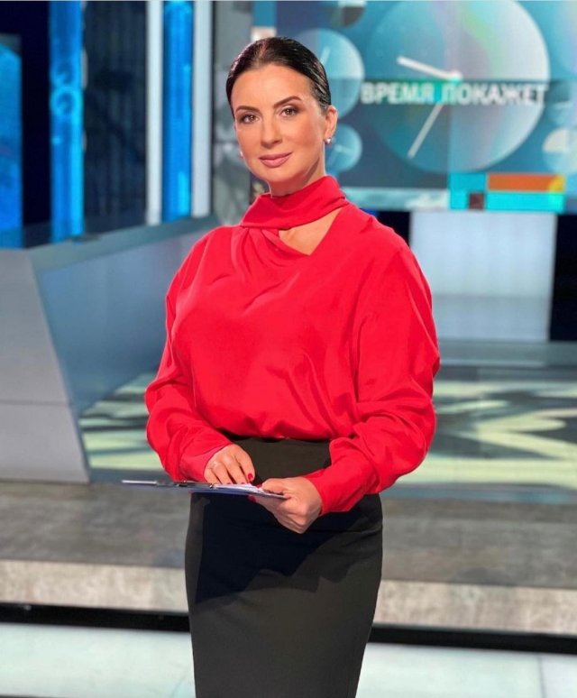 Екатерина Стриженова - актриса, которая стала ведущей и хранительницей домашнего очага