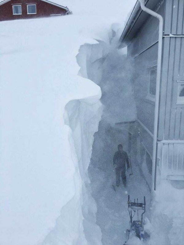 Обычный день на шведском горнолыжном курорте: 4 метра снега