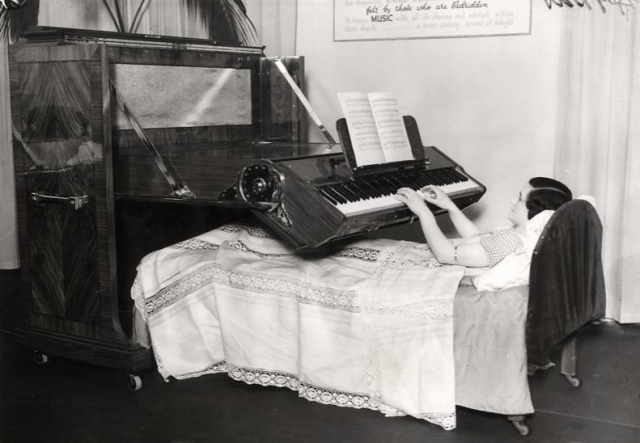 Пианино для прикованных к постели людей
