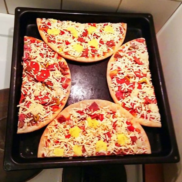 Как легко приготовить две пиццы одновременно