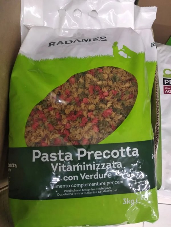 В Италии даже для собак делают макароны