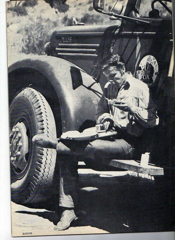 Элвис Пресли. Обеденный перерыв, 1953–54 гг.