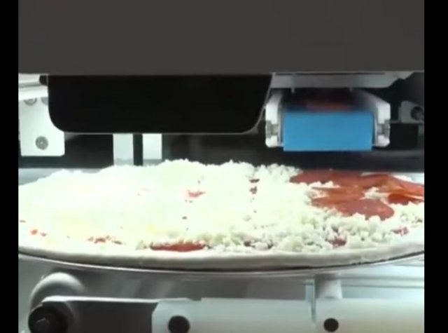 Аппарат для автоматической сборки пиццы