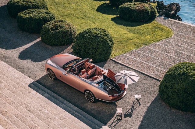 Самый дорогой серийный автомобиль в мире - Rolls-Royse Boat Tail: он стоит 30 миллионов долларов