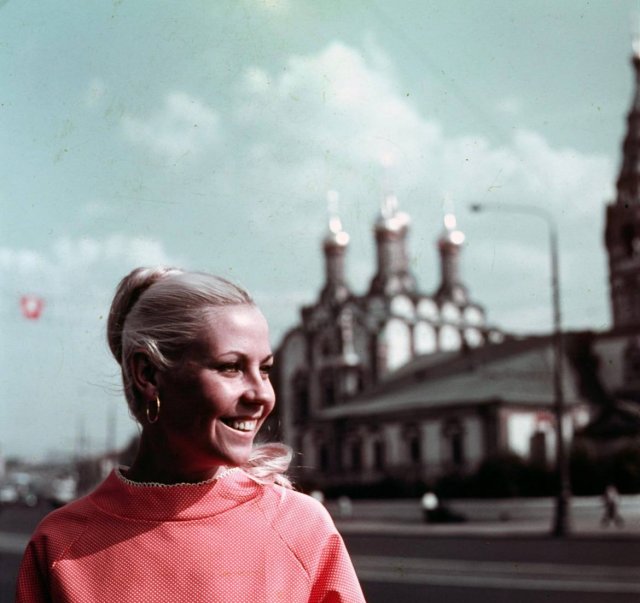 Редкие фото звезды советского подиума Милы Романовской