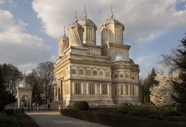 Монастырь Куртя-де-Арджеш, Румыния