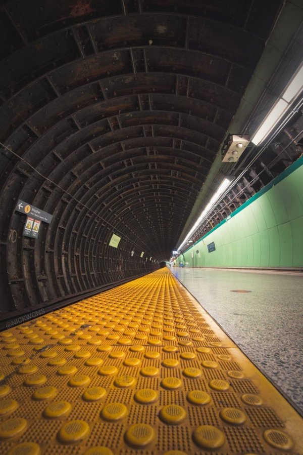 Станция метро в Торонто