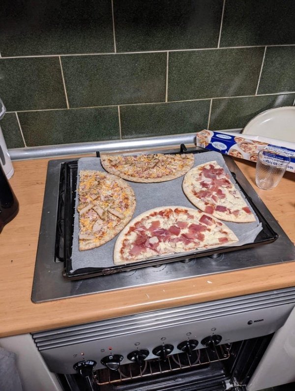 Как разместить пиццу в маленькой духовке