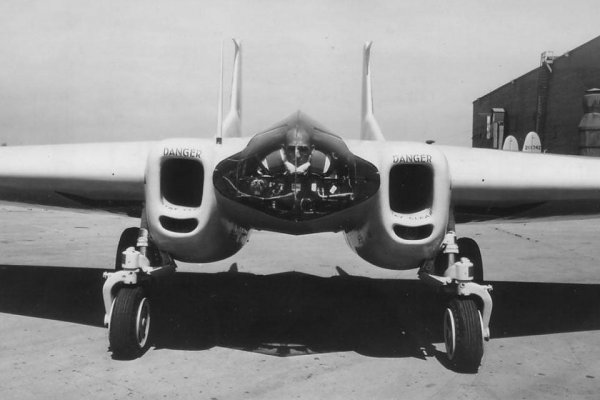 Northrop XP-79 имел условное прозвище «летающий таран»