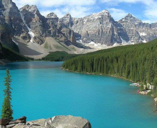 В Канаде больше озер, чем во всем остальном мире, вместе взятом