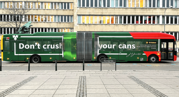 Рекламная кампания по переработке отходов от Carlsberg