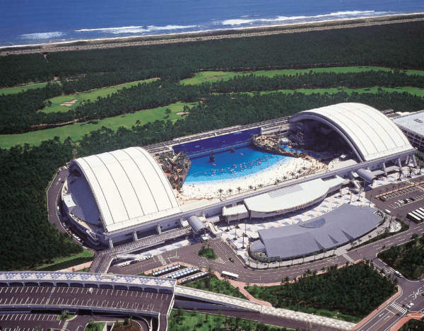 Крытый бассейн Ocean Dome, Япония