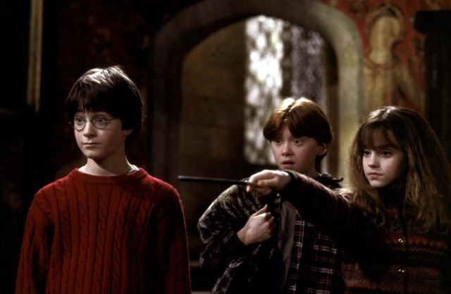Первая книга о Гарри Поттере вышла 25 лет назад, а фильму в 2022 году исполнится 21 год