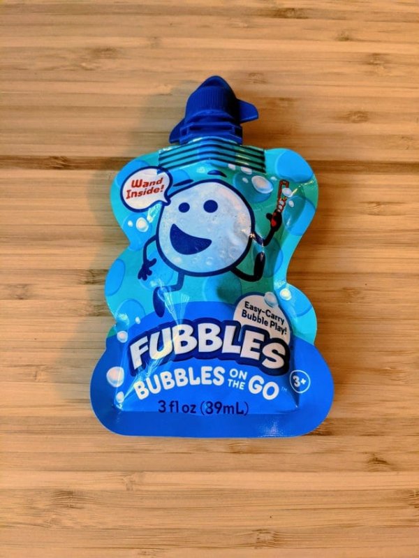 Мыльные пузыри, чья упаковка напоминает сок или детское питание